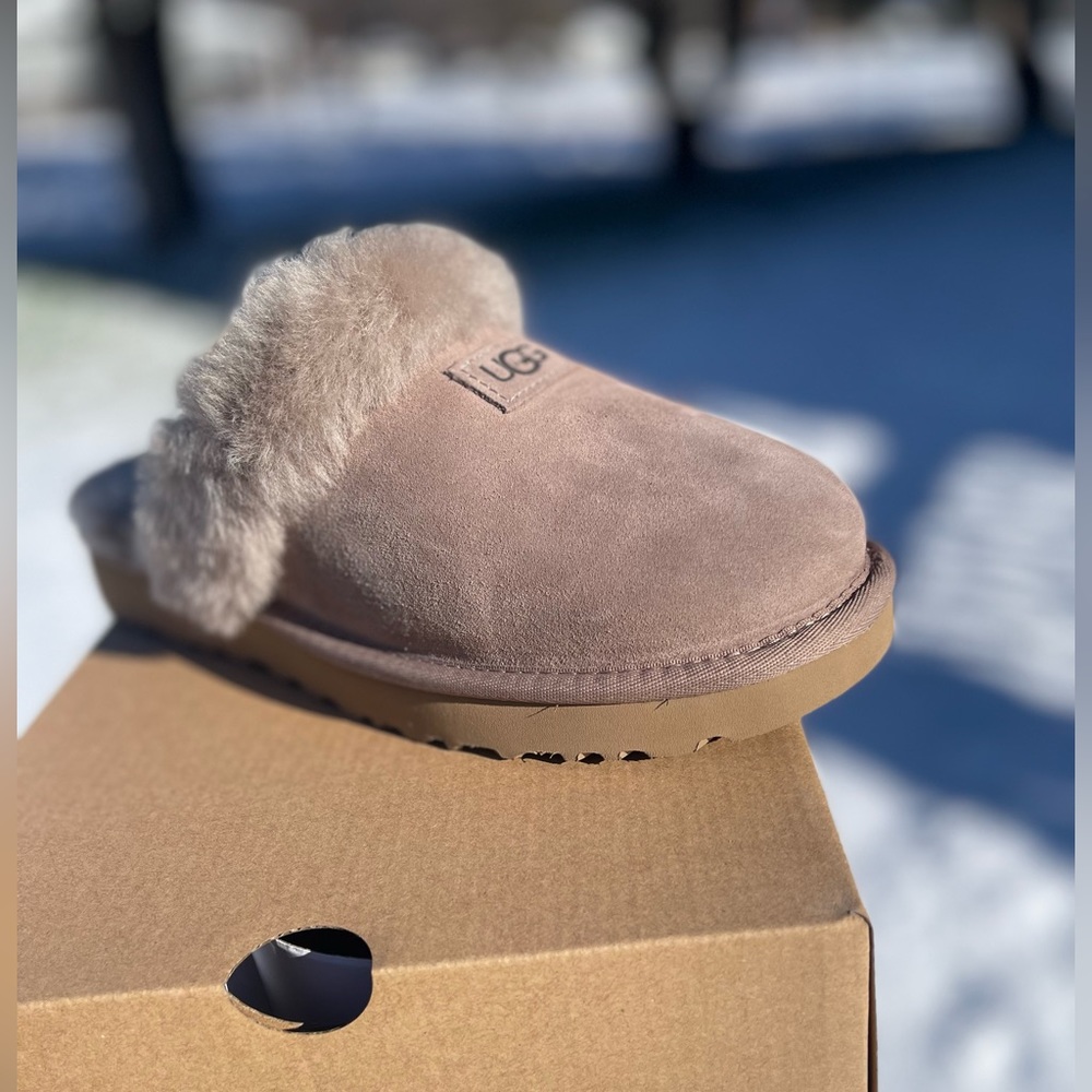 Ugg cozy slipper